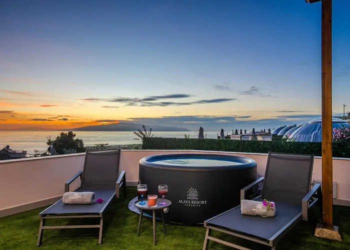 De Lujo Con Jacuzzi Privado, Piscina Y Vistas Al Mar 기아데이소라