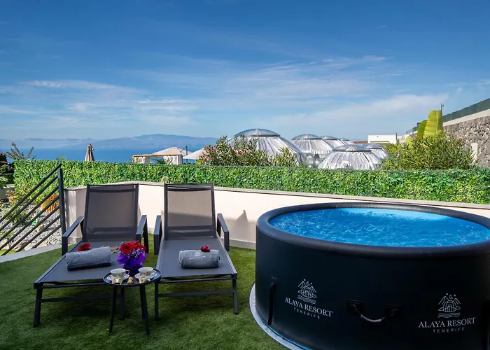 De Lujo Con Jacuzzi Privado, Piscina Y Vistas Al Mar