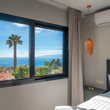 De Lujo Con Jacuzzi Privado, Piscina Y Vistas Al Mar Apartamento