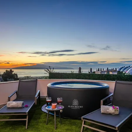 De Lujo Con Jacuzzi Privado, Piscina Y Vistas Al Mar Guía de Isora