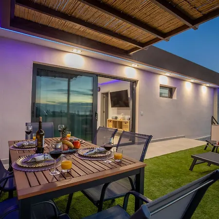 Apartamento De Lujo Con Jacuzzi Privado, Piscina Y Vistas Al Mar Guía de Isora