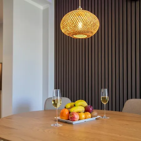 De Lujo Con Jacuzzi Privado, Piscina Y Vistas Al Mar Apartman