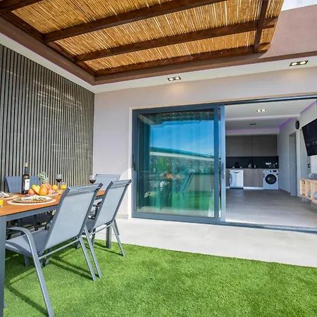 De Lujo Con Jacuzzi Privado, Piscina Y Vistas Al Mar Lägenhet