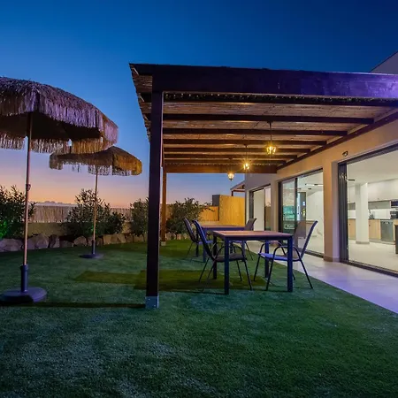 De Lujo Con Jacuzzi Privado, Piscina Y Vistas Al Mar *