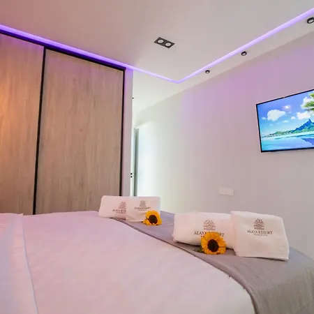 De Lujo Con Jacuzzi Privado, Piscina Y Vistas Al Mar Lägenhet