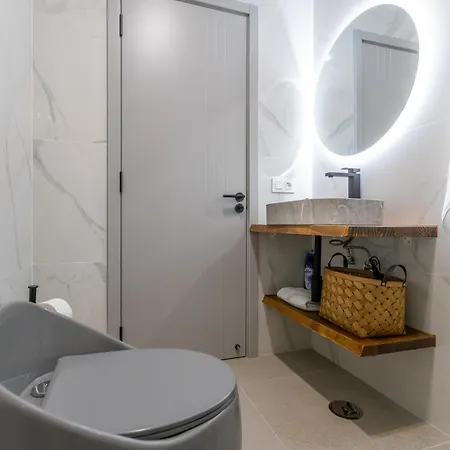 De Lujo Con Jacuzzi Privado, Piscina Y Vistas Al Mar * Guía de Isora