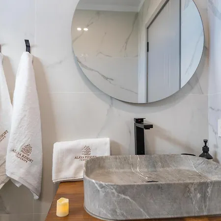 De Lujo Con Jacuzzi Privado, Piscina Y Vistas Al Mar Гиа-де-Исора