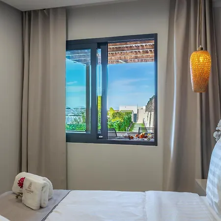 De Lujo Con Jacuzzi Privado, Piscina Y Vistas Al Mar Апартаменты